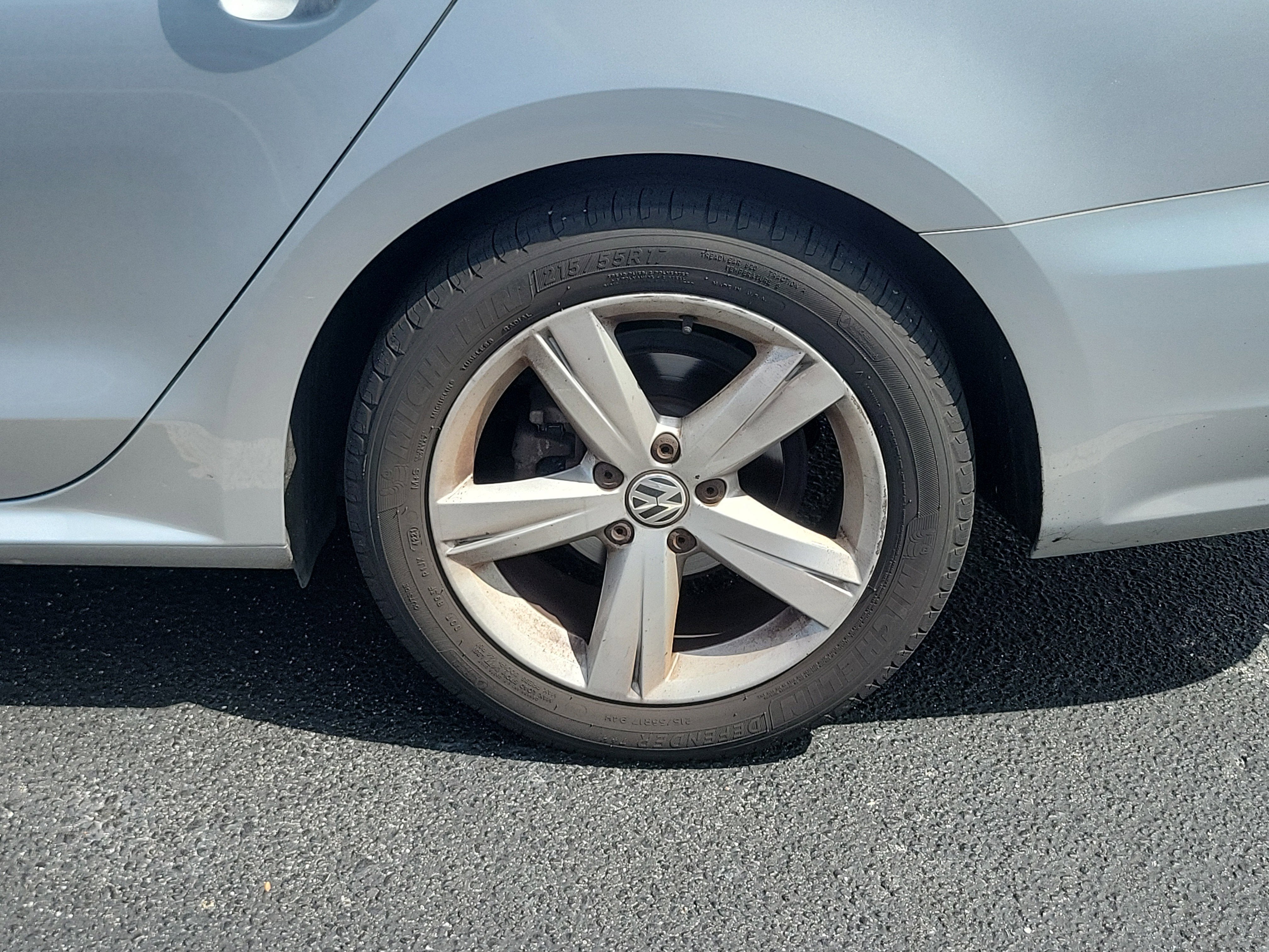 2012 Volkswagen Passat 2.5 SE