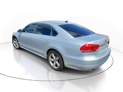 2012 Volkswagen Passat 2.5 SE