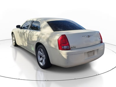 2006 Chrysler 300 4dr Sdn 300