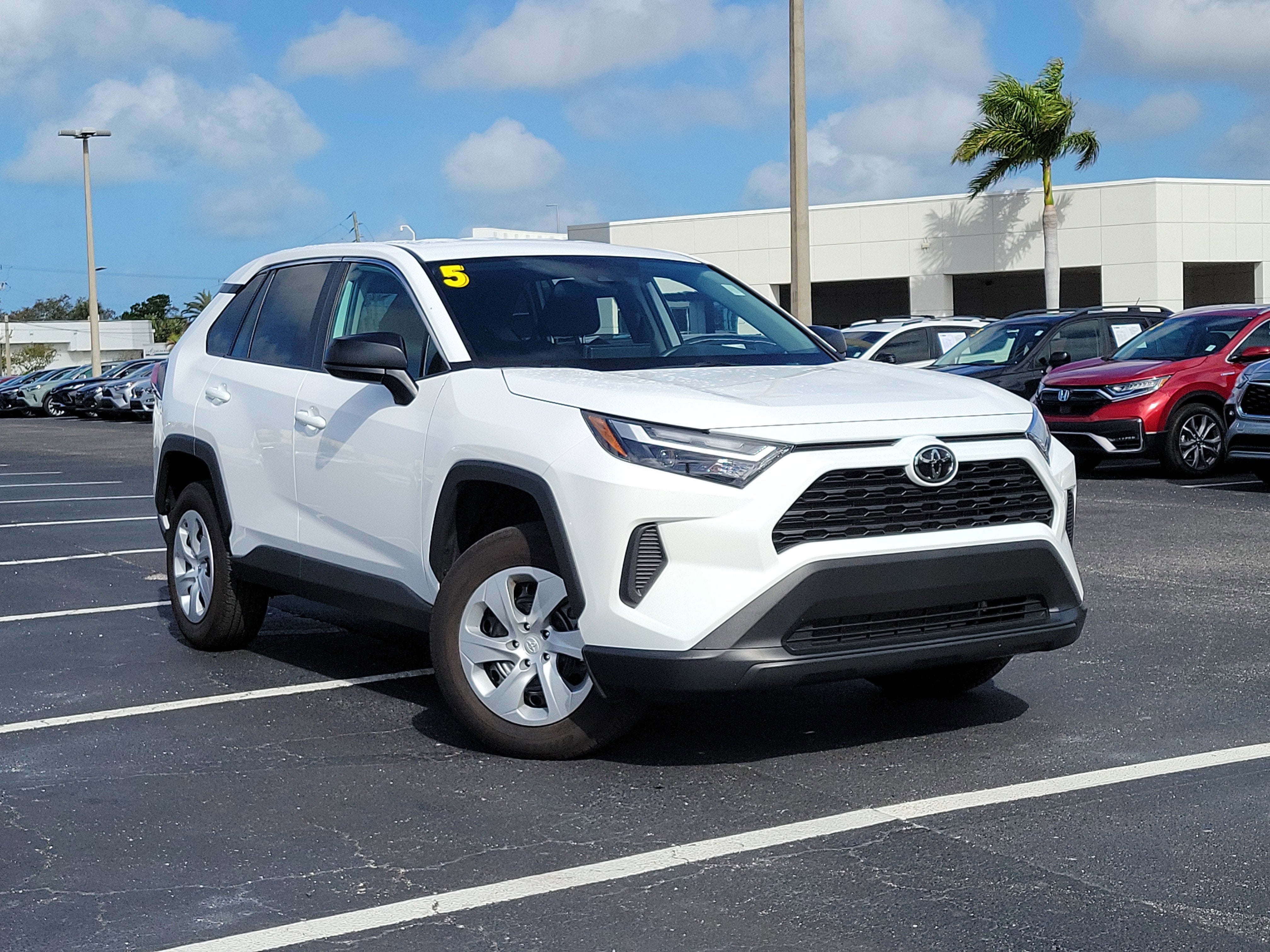 2025 Toyota RAV4 LE