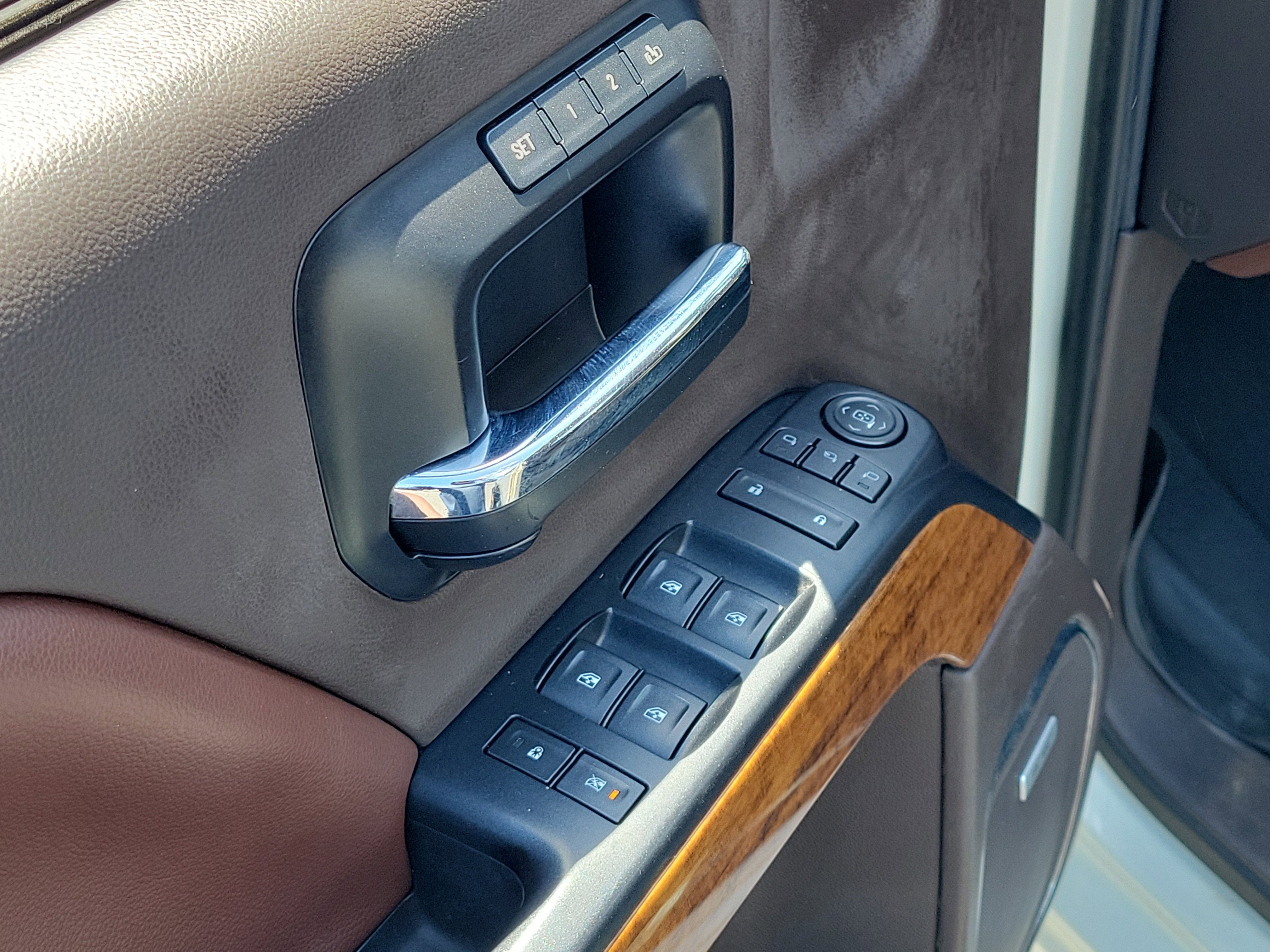 2014 Chevrolet Silverado 1500 High Country