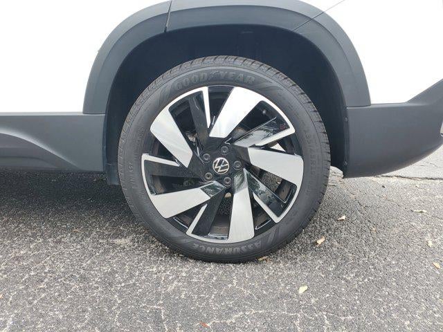2024 Volkswagen Taos 1.5T SEL