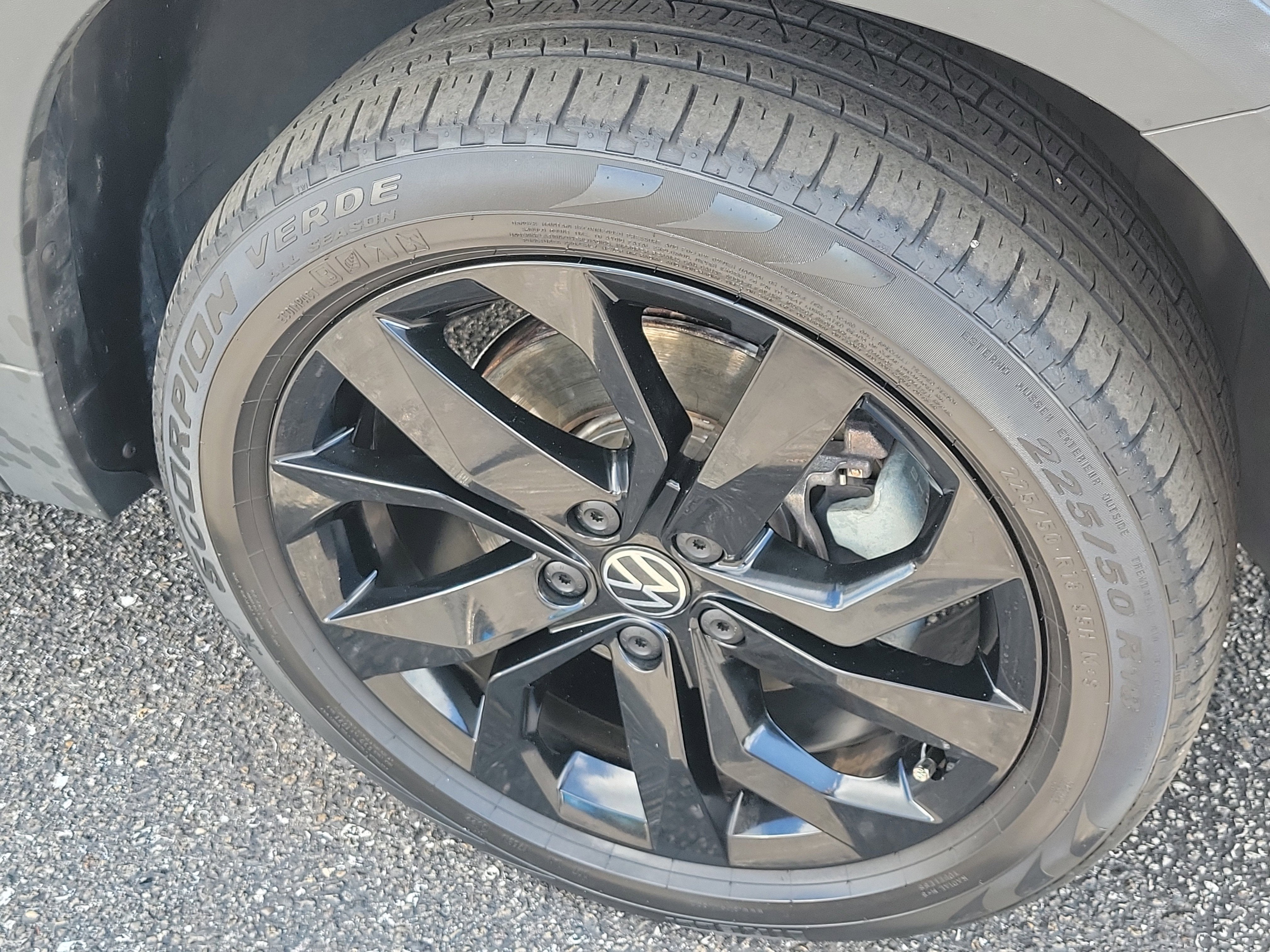 2022 Volkswagen Taos 1.5T SE