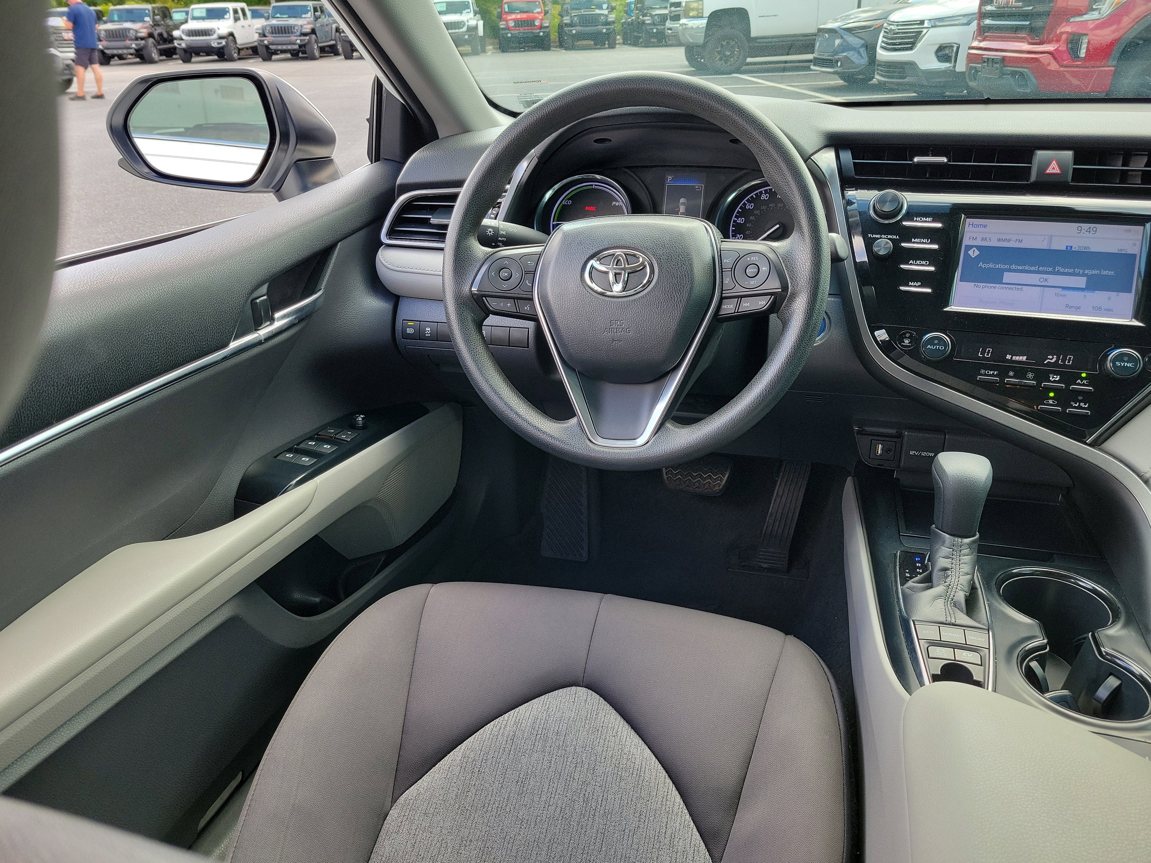 2019 Toyota Camry Hybrid LE