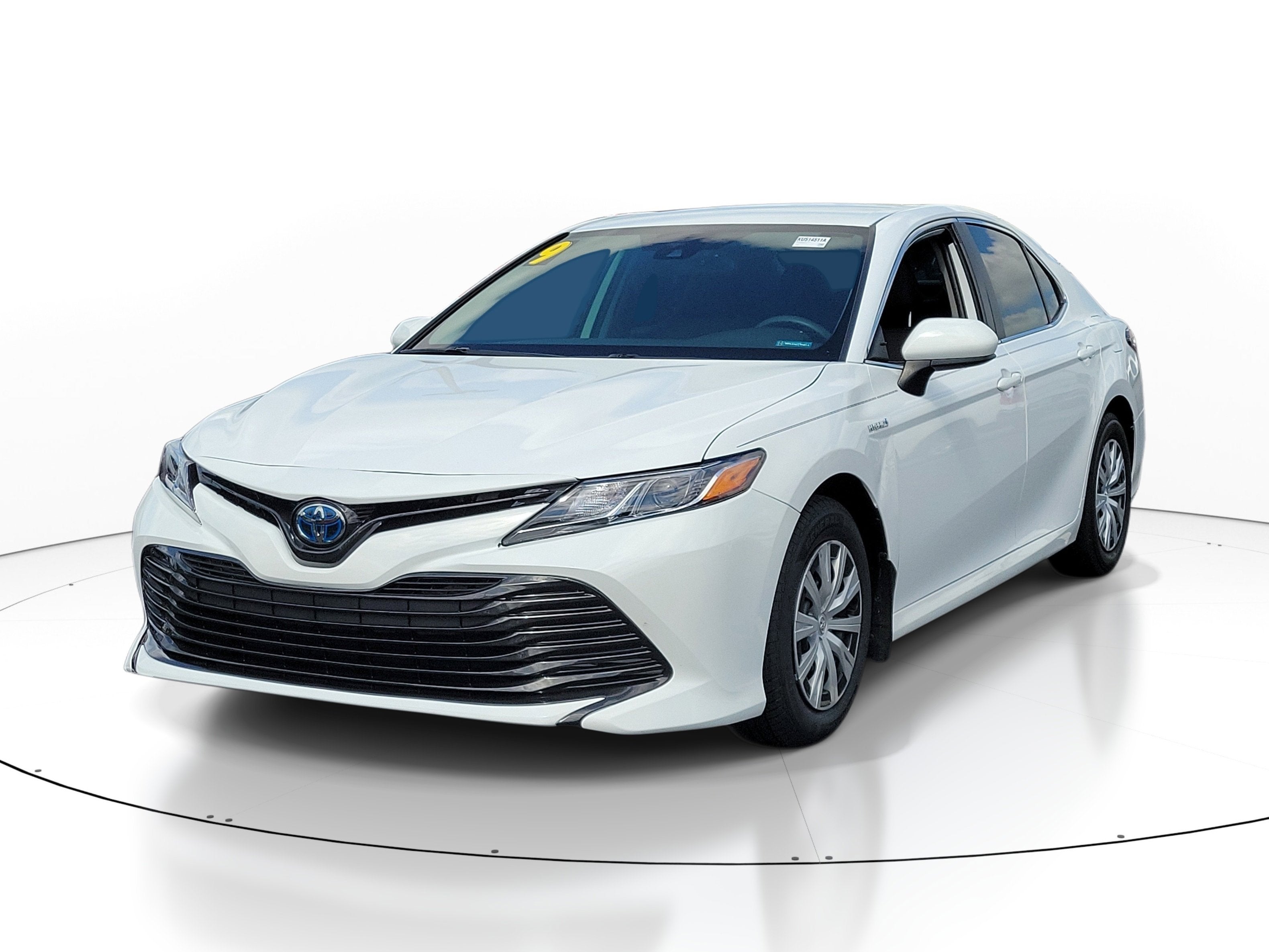2019 Toyota Camry Hybrid LE