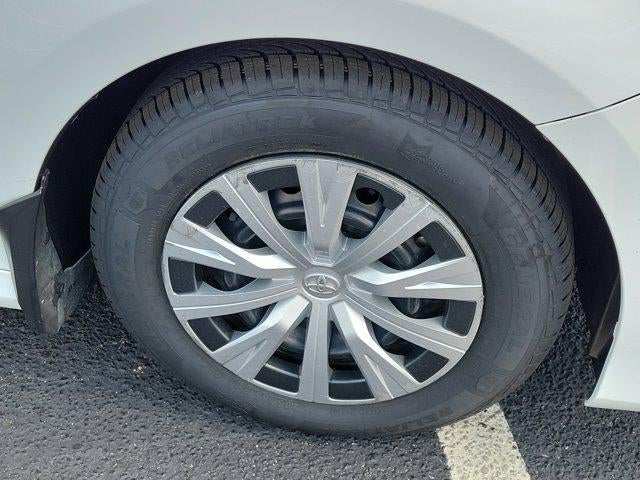 2019 Toyota Camry Hybrid LE