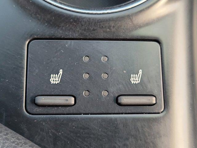 2020 Toyota Camry Hybrid XLE