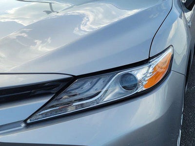 2020 Toyota Camry Hybrid XLE