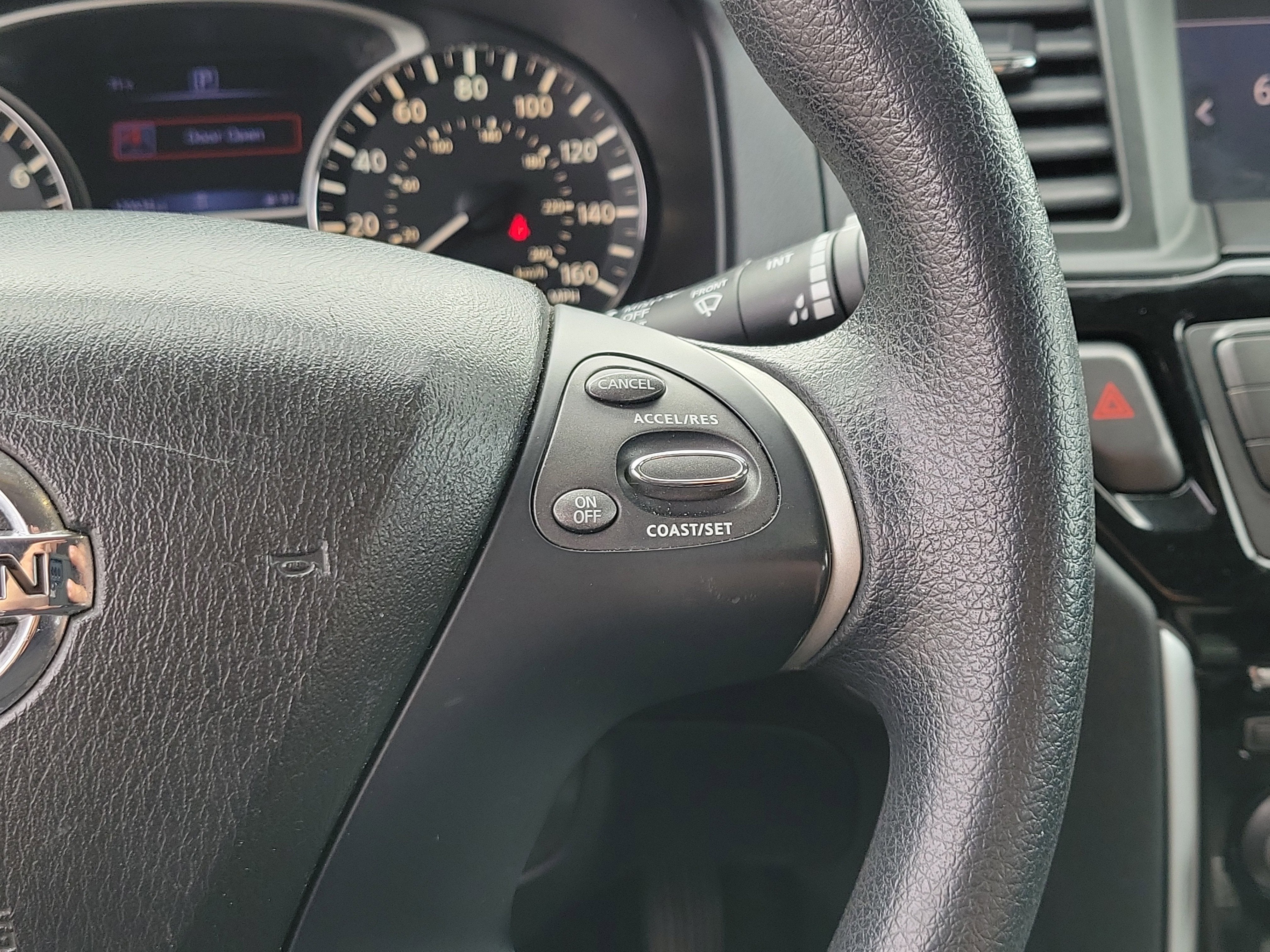 2018 Nissan Pathfinder S