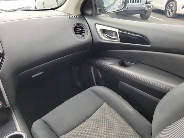 2018 Nissan Pathfinder S