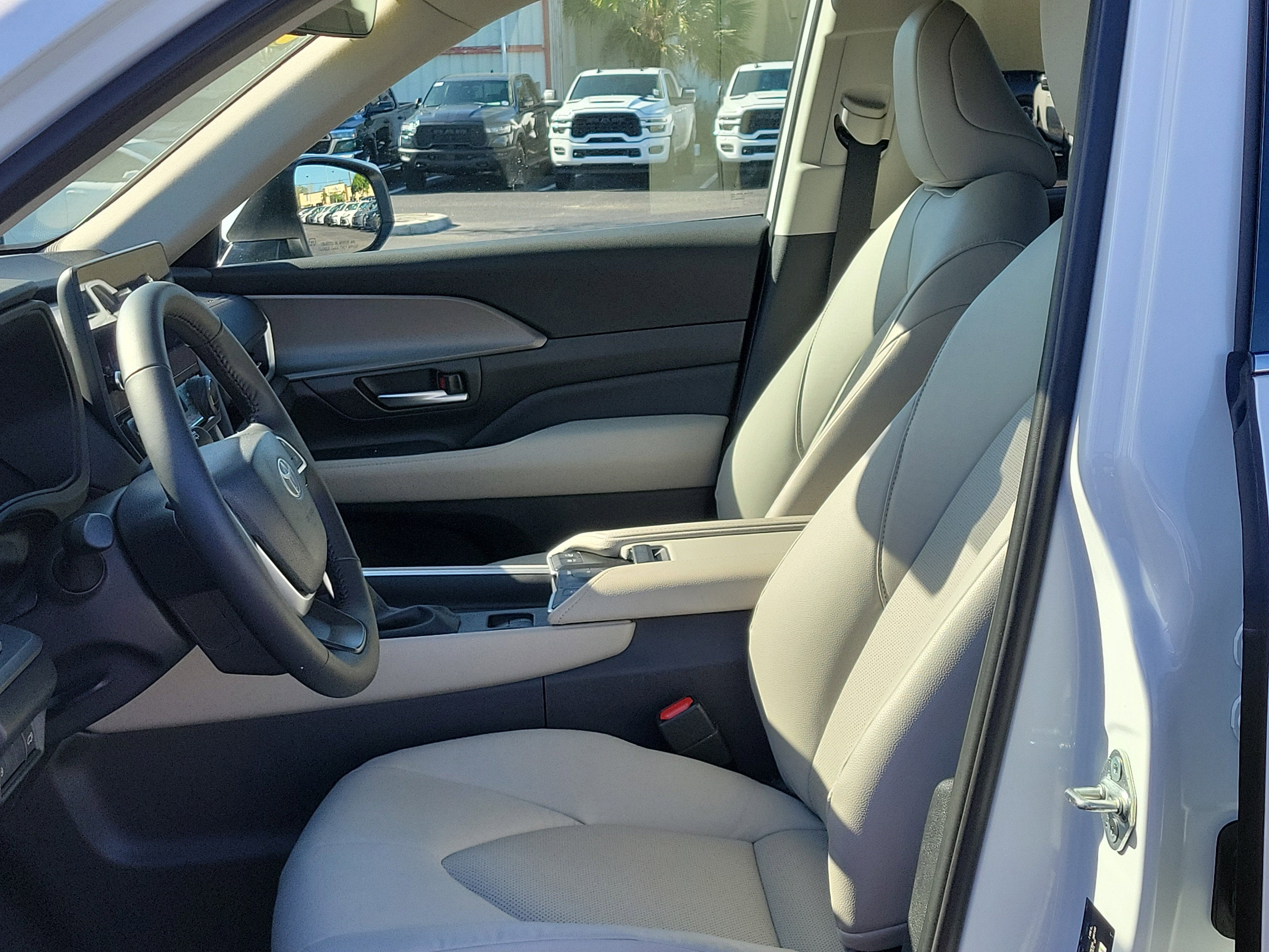 2025 Toyota Grand Highlander Hybrid XLE