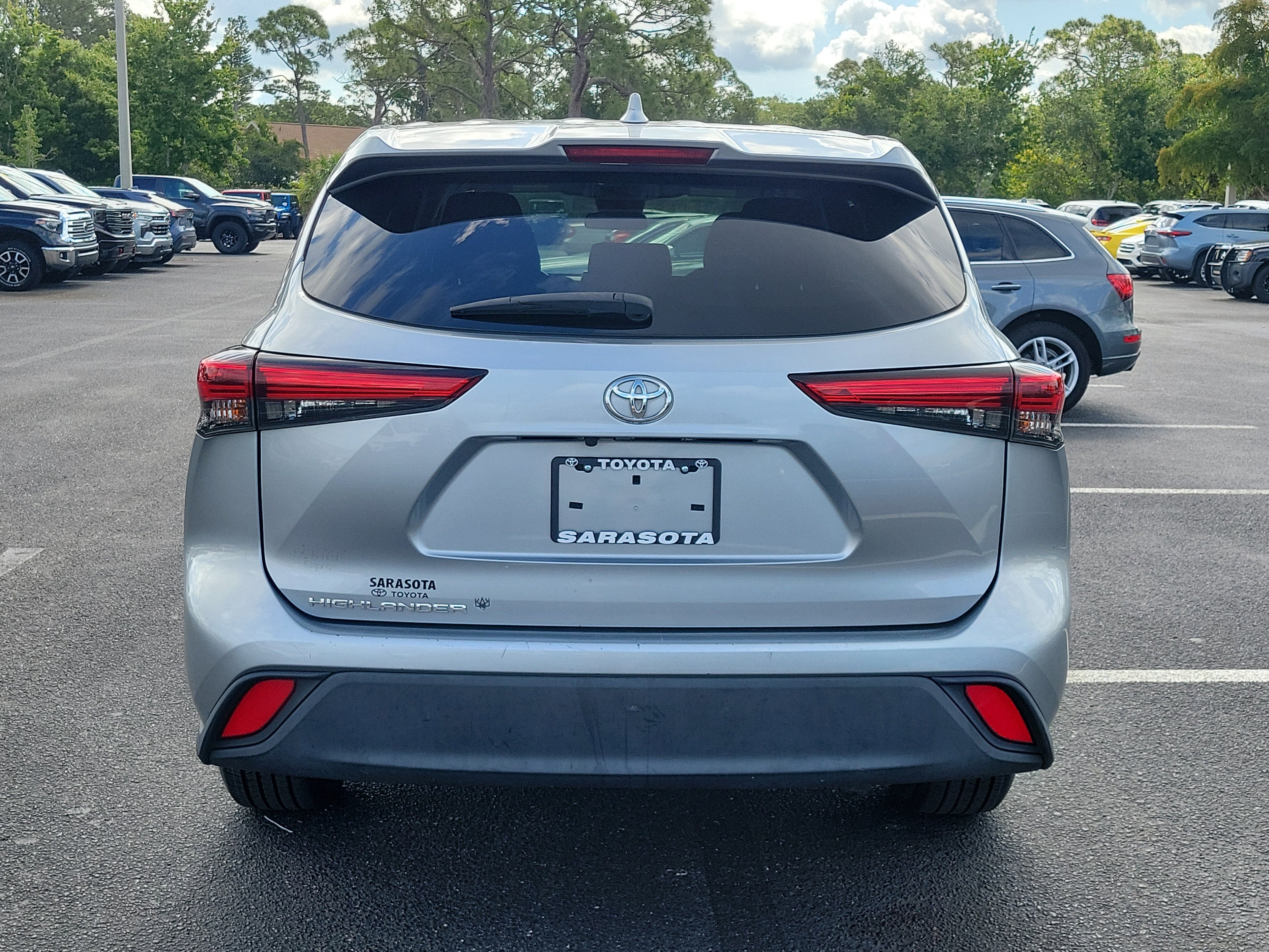 2021 Toyota Highlander L