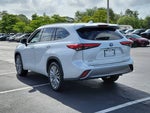 2023 Toyota Highlander Hybrid Platinum