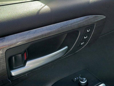 2023 Toyota Highlander Hybrid Platinum