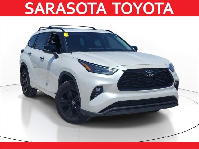 2025 Toyota Highlander Hybrid XLE