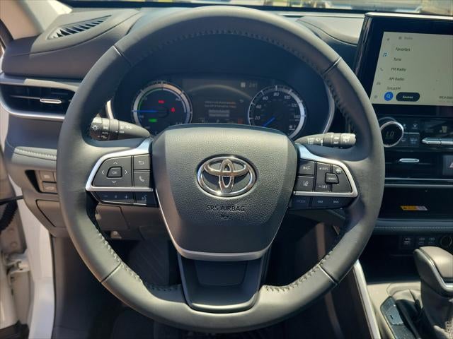 2025 Toyota Highlander Hybrid XLE