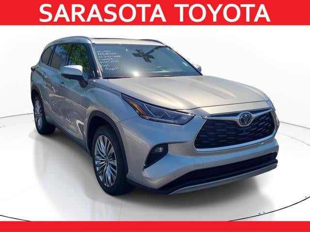 2023 Toyota Highlander Platinum