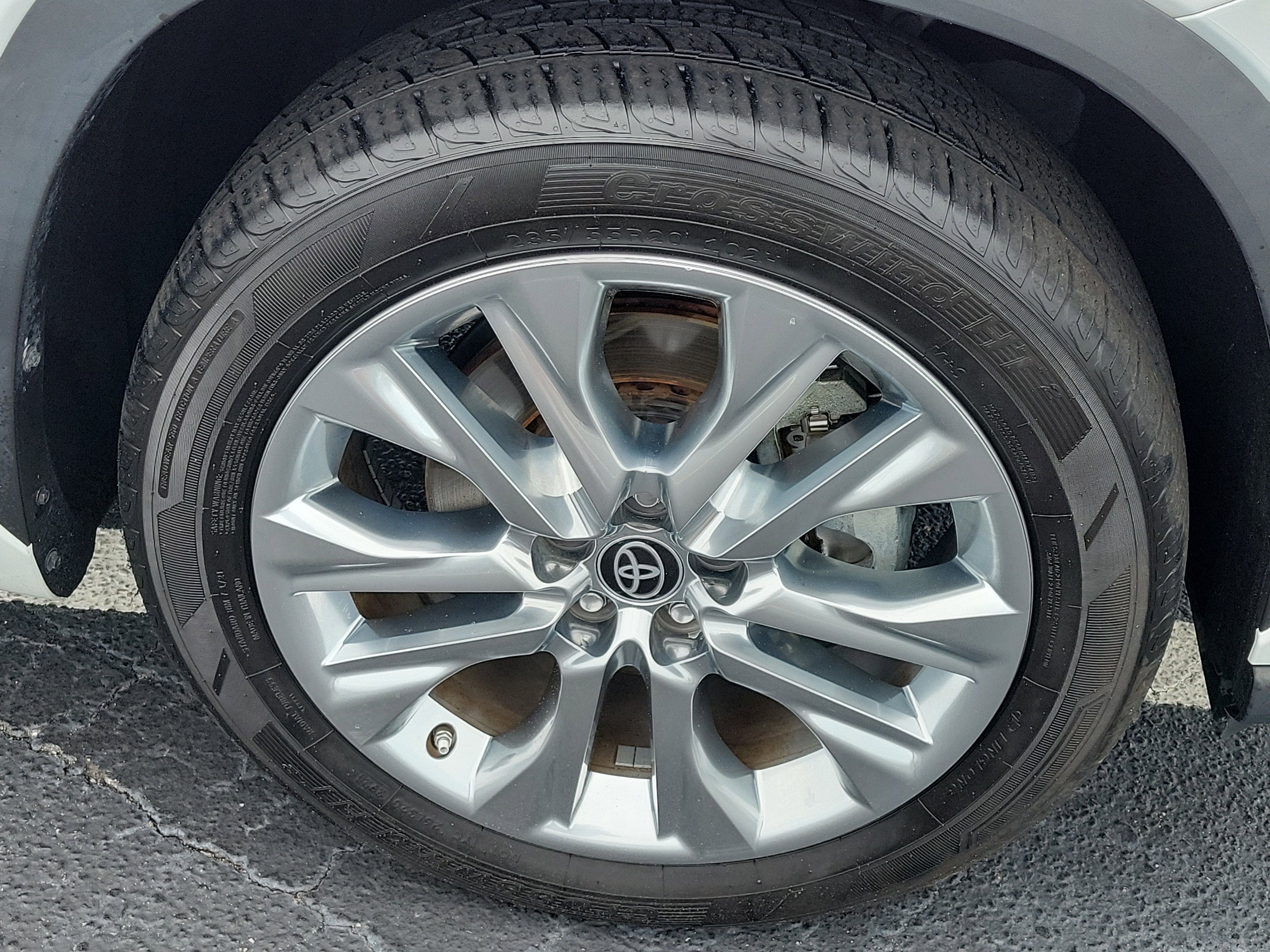 2023 Toyota0 Highlander L