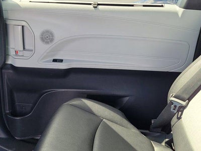 2025 Toyota Sienna XSE