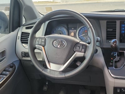 2015 Toyota Sienna XLE