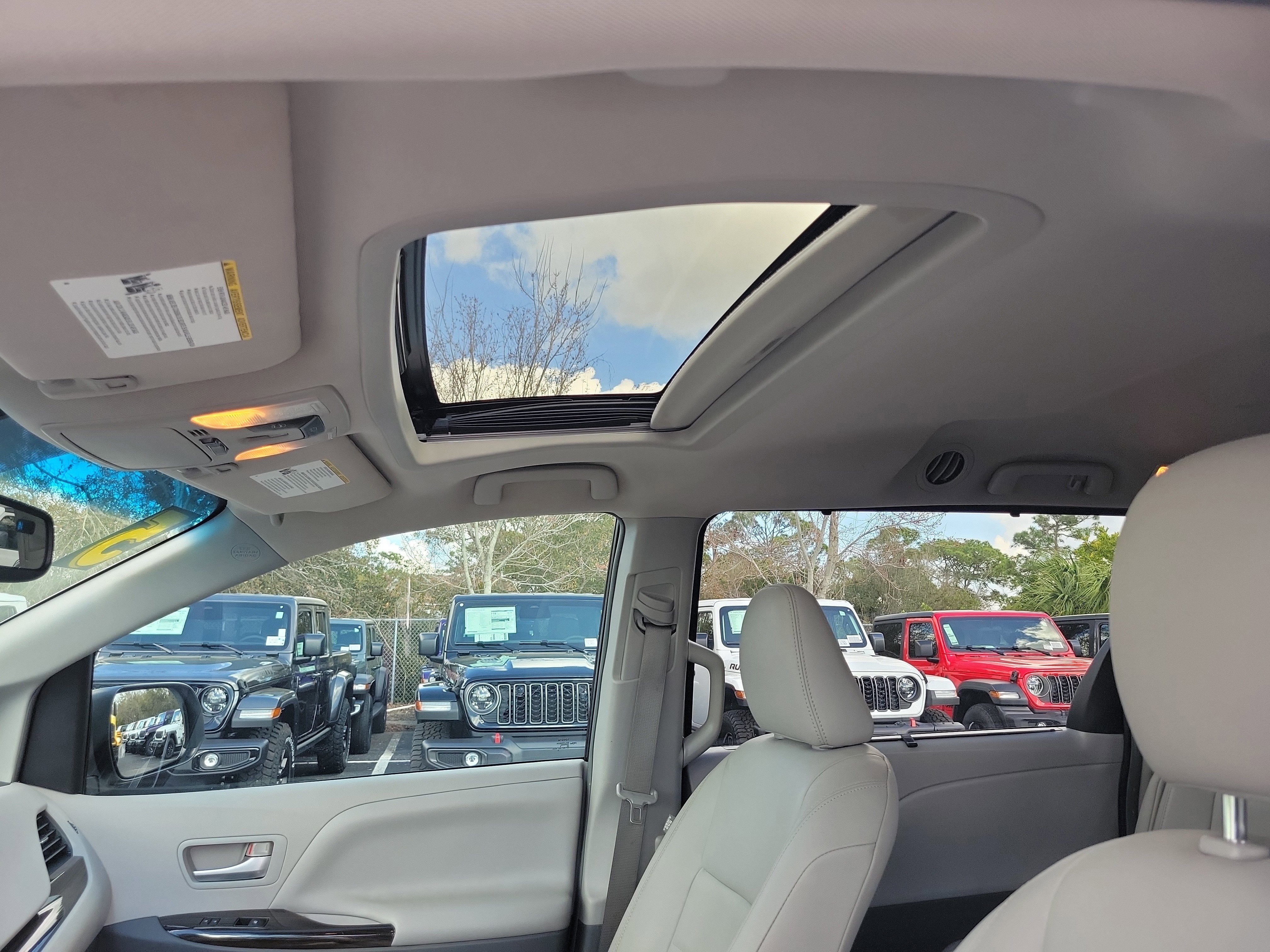 2015 Toyota Sienna XLE