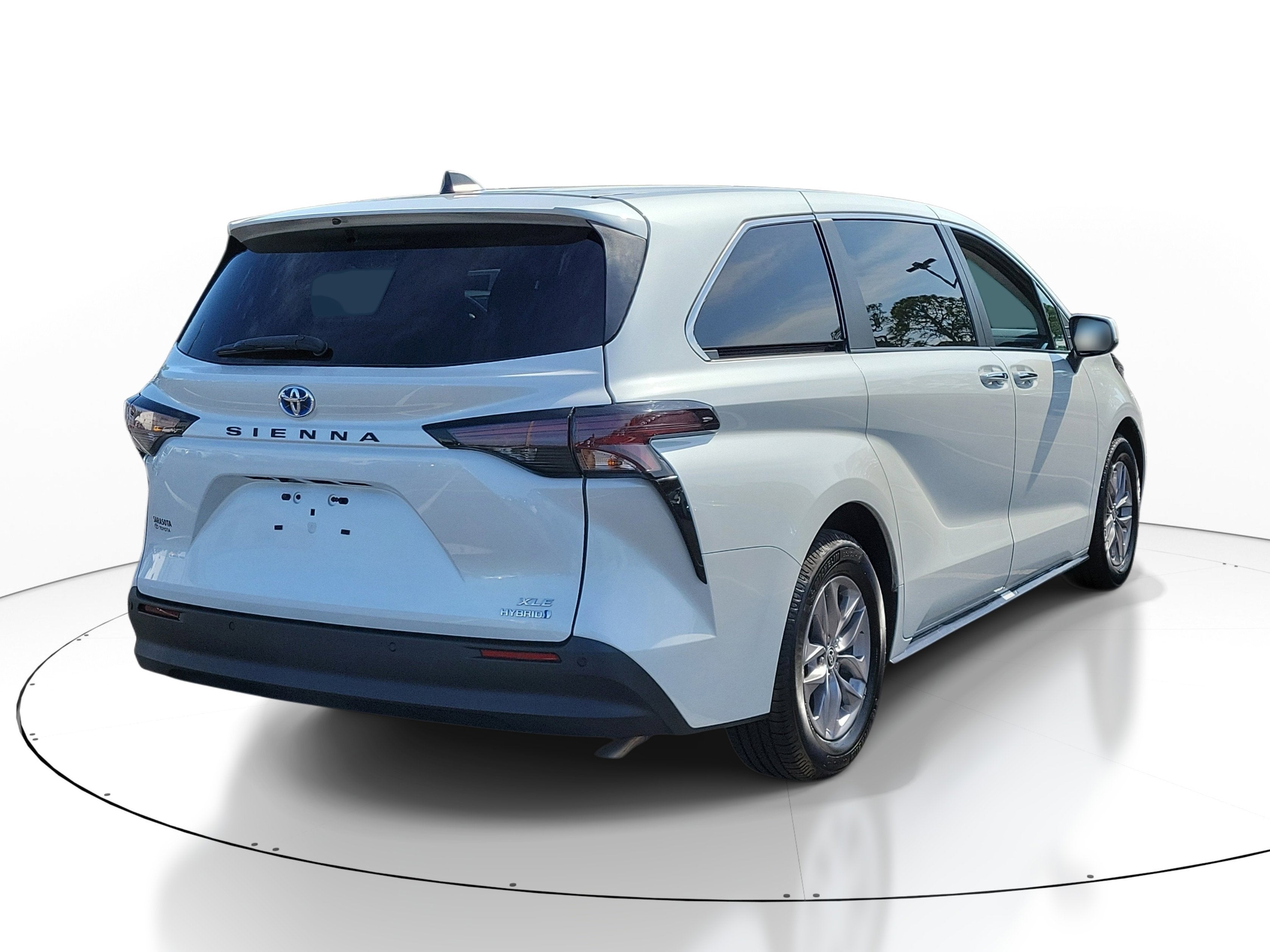 2023 Toyota Sienna XLE