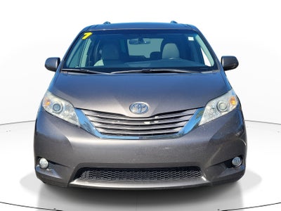 2017 Toyota Sienna XLE