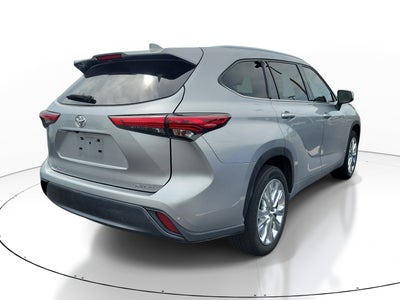 2022 Toyota Highlander Limited
