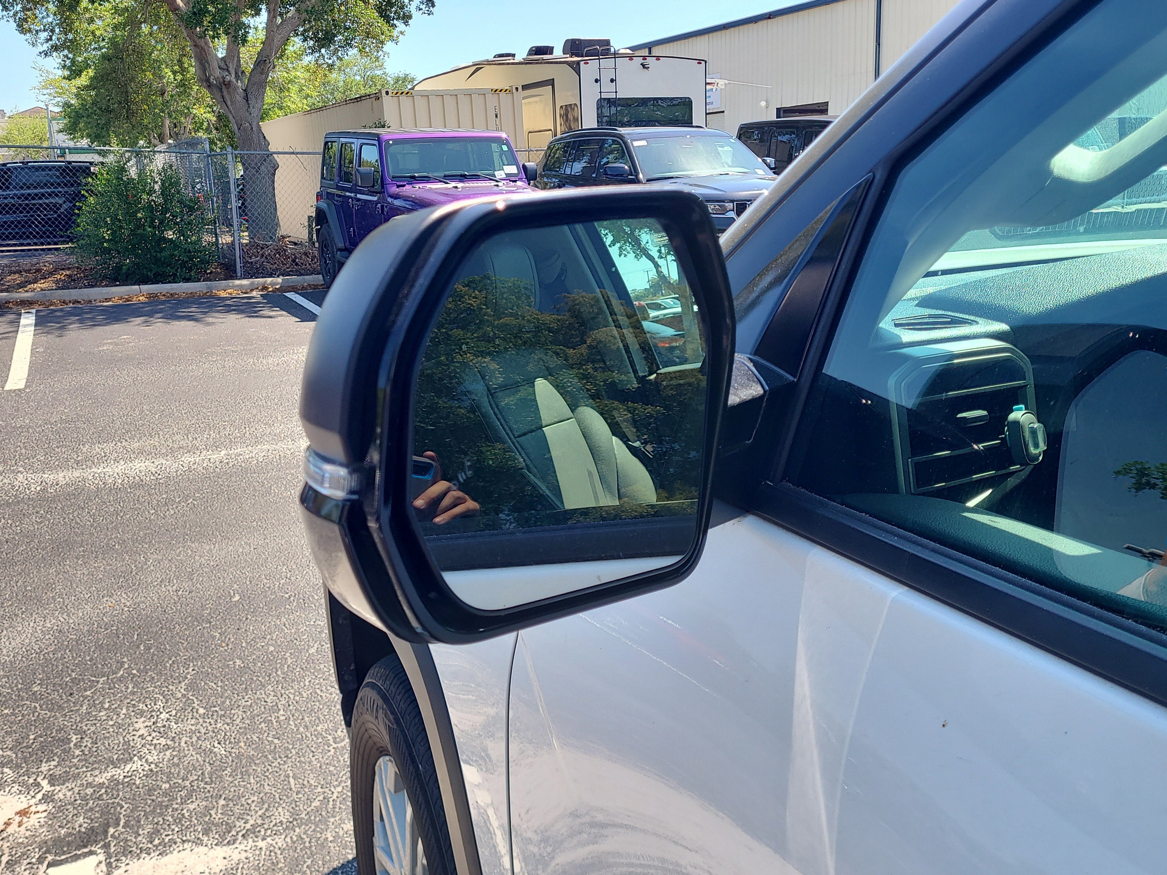 2024 Toyota Tundra 4WD SR5