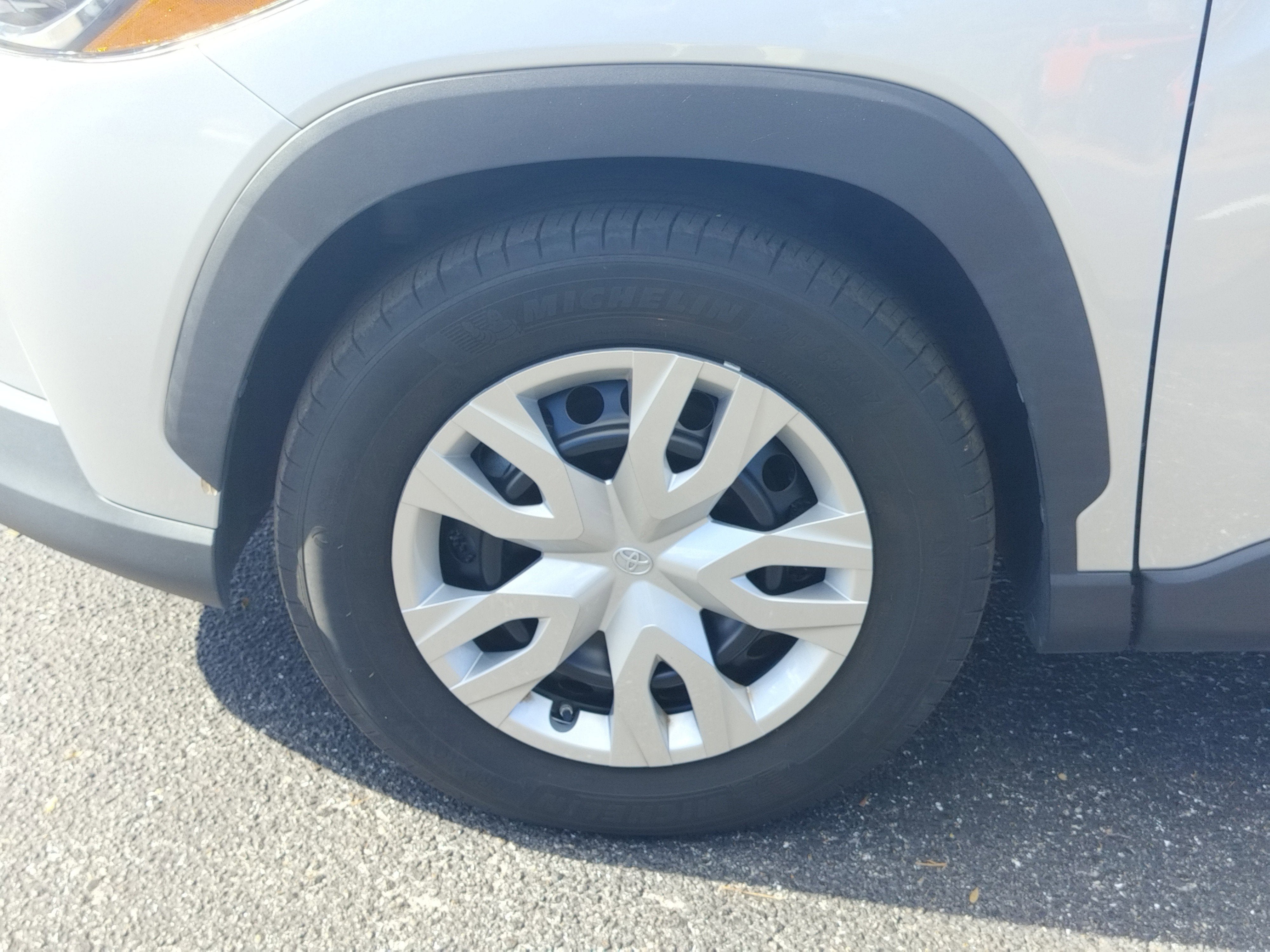 2023 Toyota Corolla Cross L