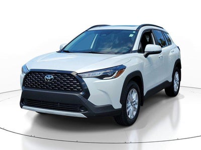 2024 Toyota Corolla Cross LE