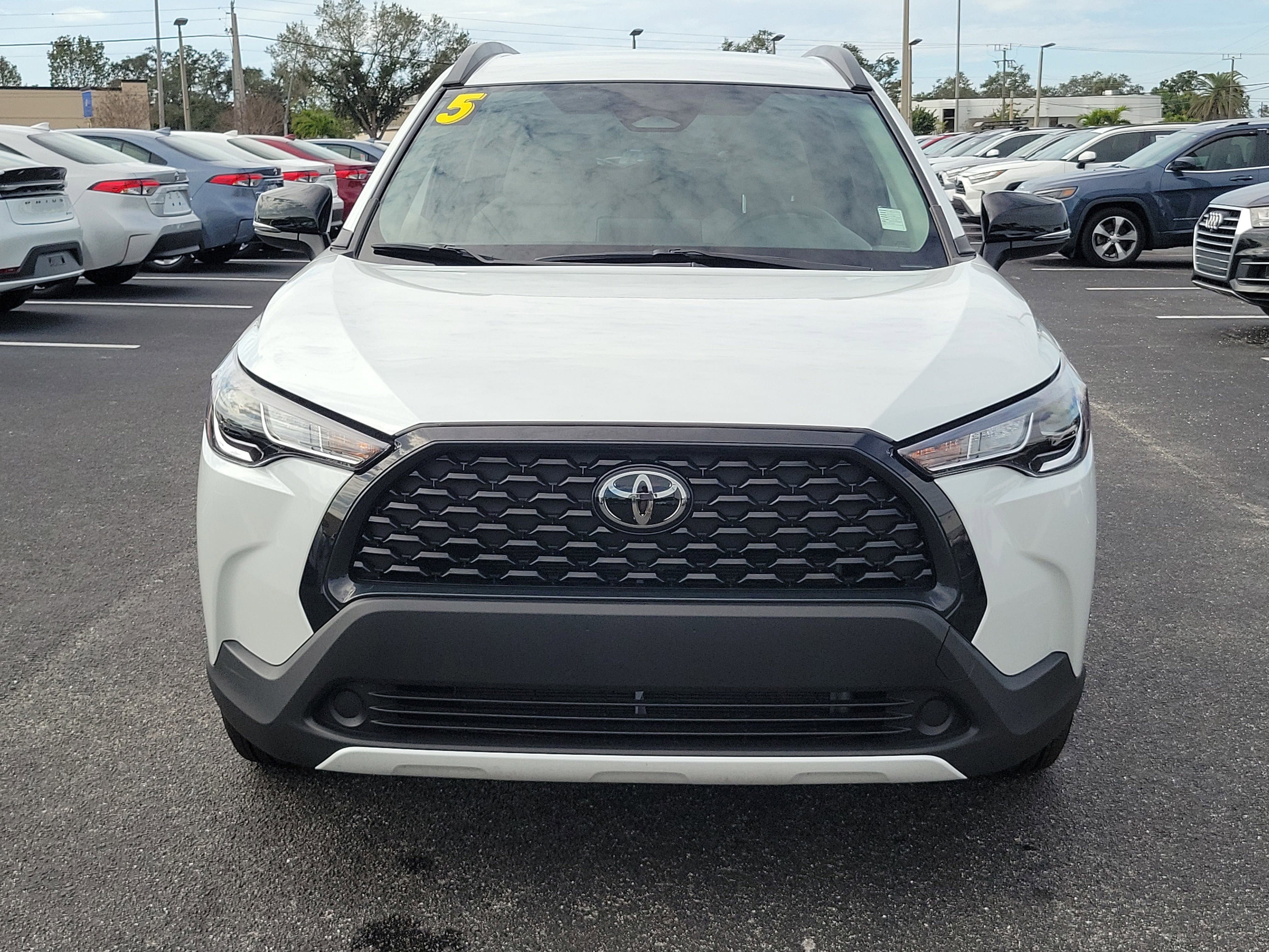 2025 Toyota Corolla Cross LE