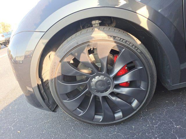 2024 Tesla Model Y Performance