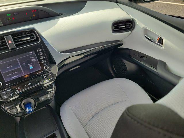 2021 Toyota Prius L