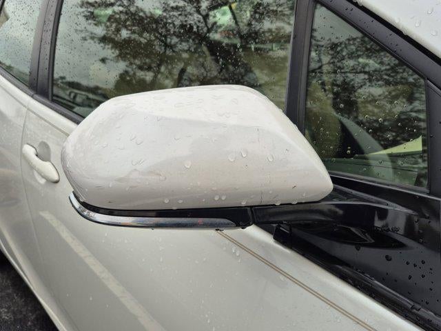 2016 Toyota Prius Four