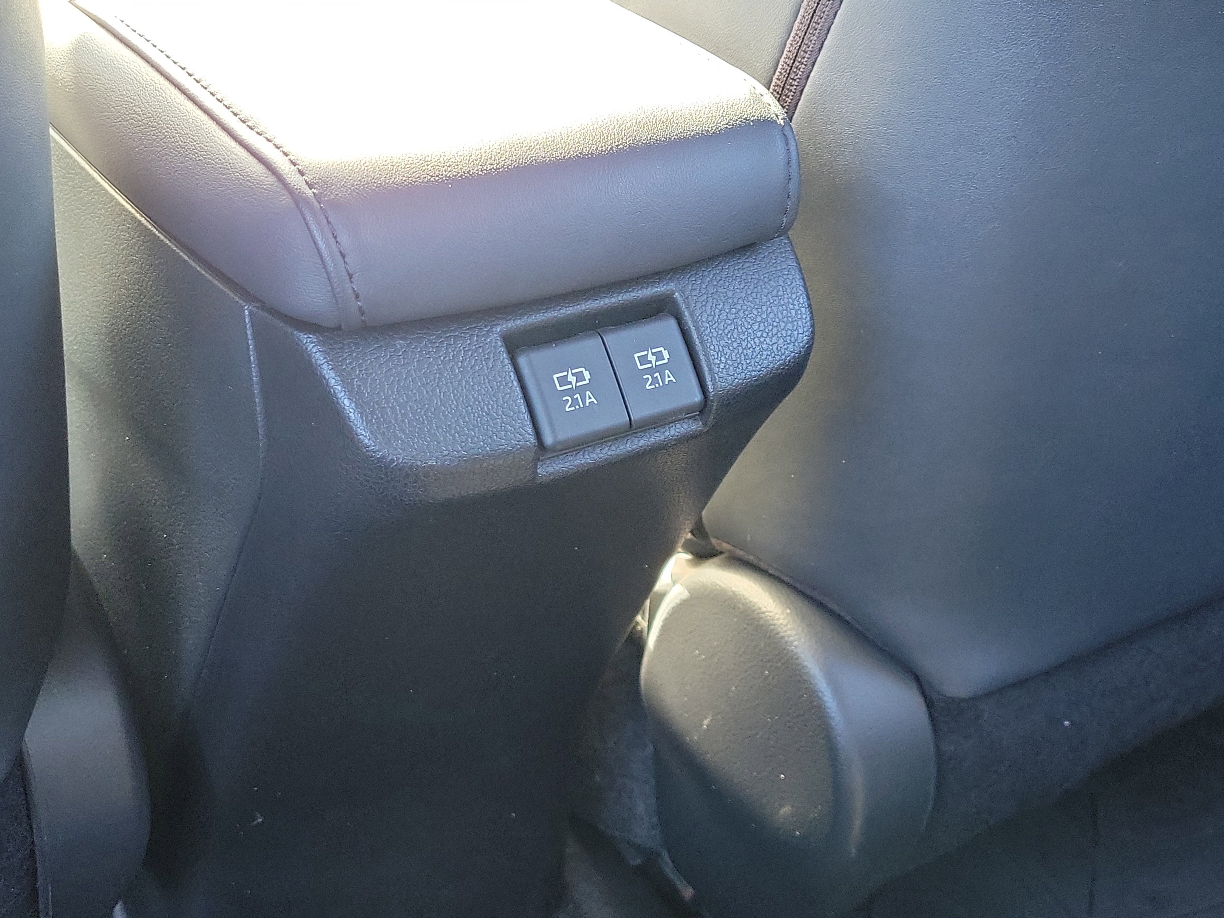 2019 Toyota Prius XLE AWD-e