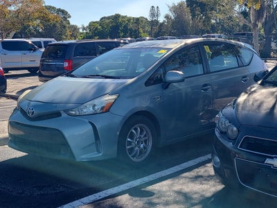2015 Toyota Prius v Base