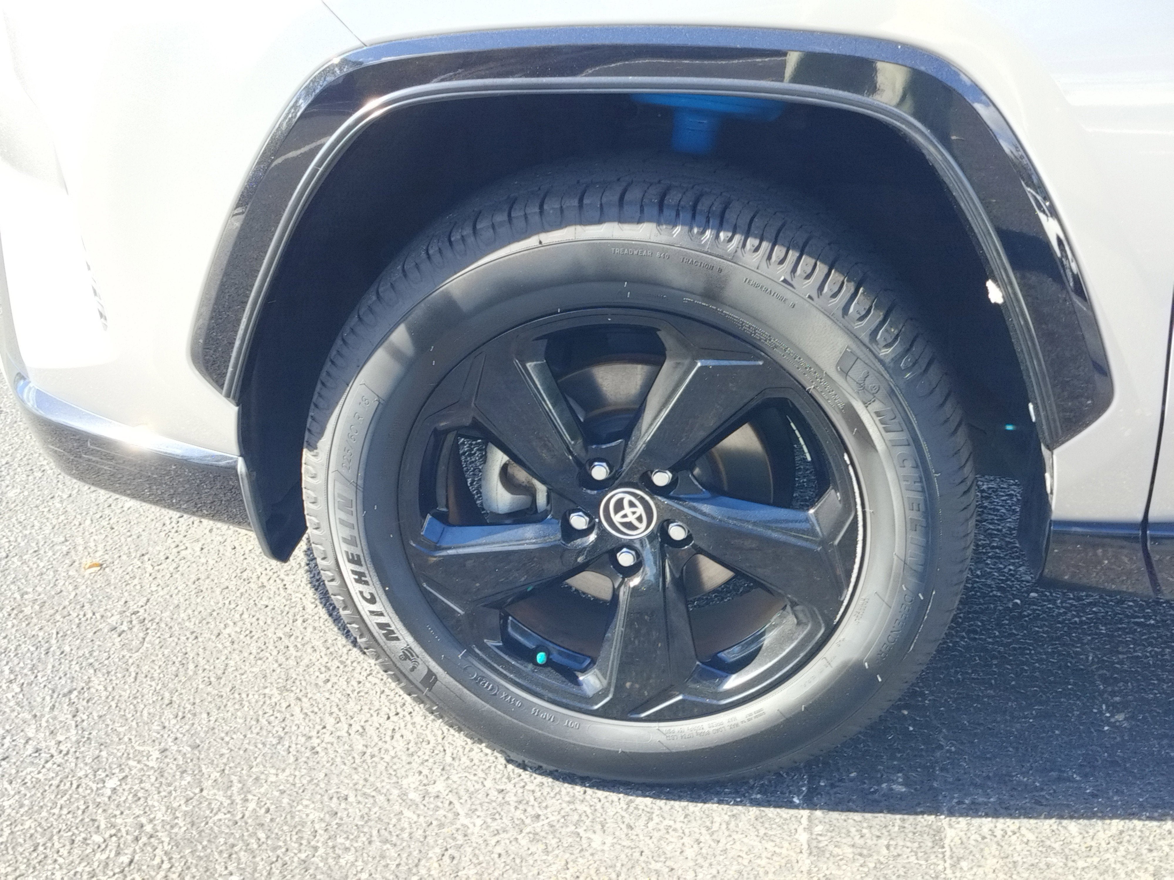 2020 Toyota RAV4 Hybrid XSE