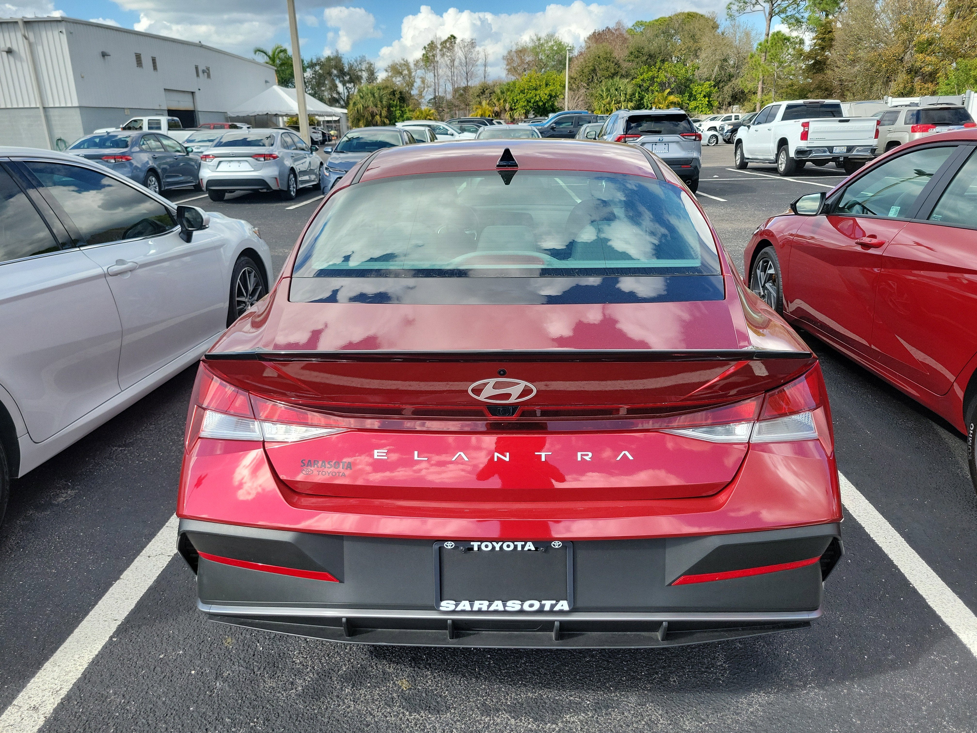 2025 Hyundai Elantra SEL Sport