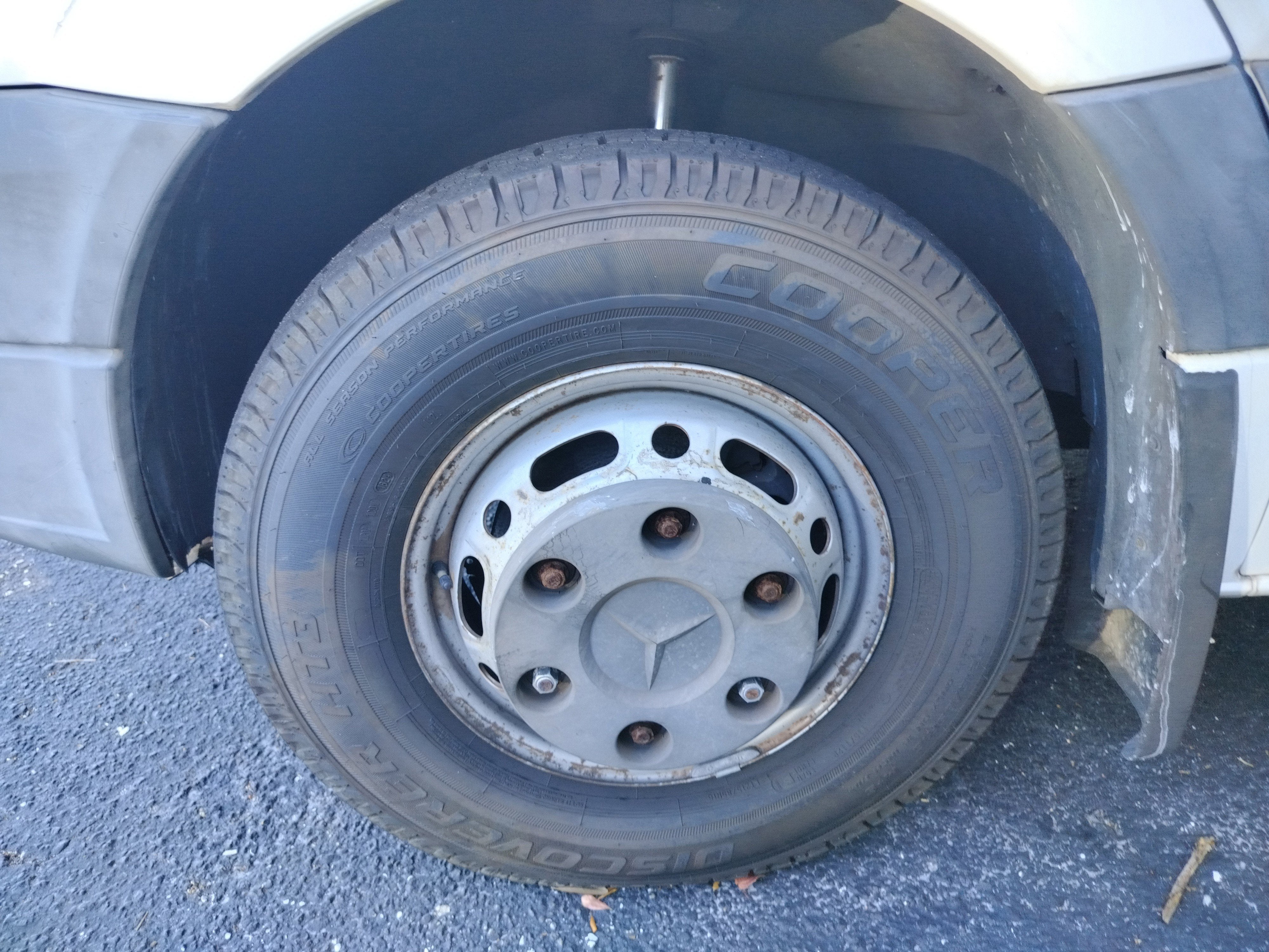 2010 Mercedes-Benz Sprinter 3500 Cargo 144 WB