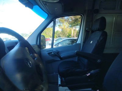 2010 Mercedes-Benz Sprinter 3500 Cargo 144 WB
