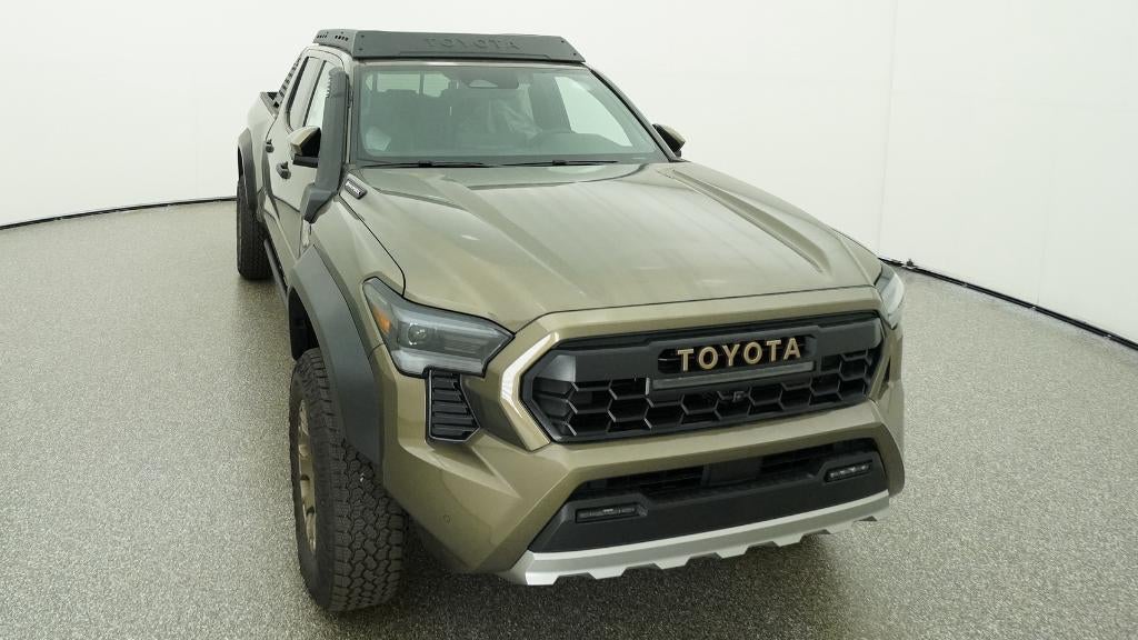 2026 Toyota Tacoma i-FORCE MAX Tacoma Trailhunter