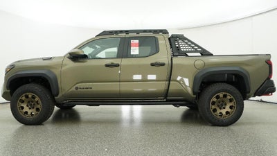 2026 Toyota Tacoma i-FORCE MAX Tacoma Trailhunter