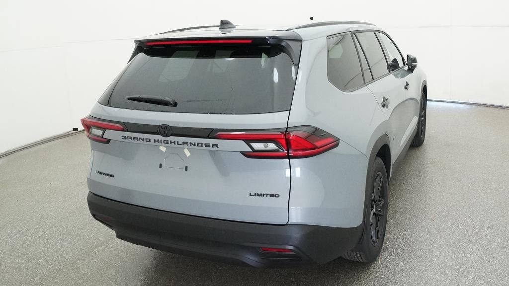 2026 Toyota Grand Highlander Hybrid Nightshade