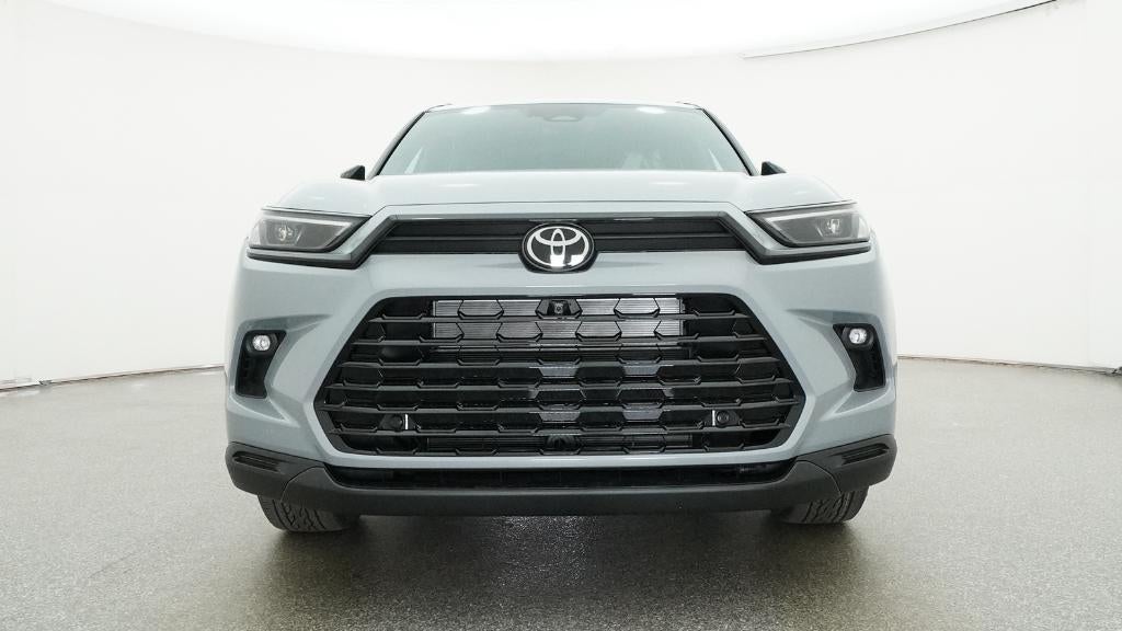2026 Toyota Grand Highlander Hybrid Nightshade
