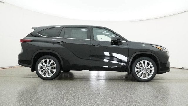 2026 Toyota Highlander Hybrid Limited