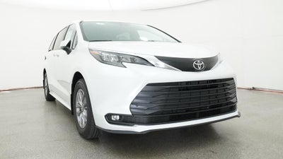 2026 Toyota Sienna XLE