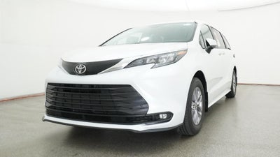 2026 Toyota Sienna XLE