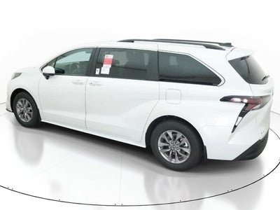 2026 Toyota Sienna XLE