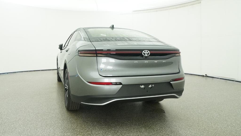 2026 Toyota Toyota Crown XLE